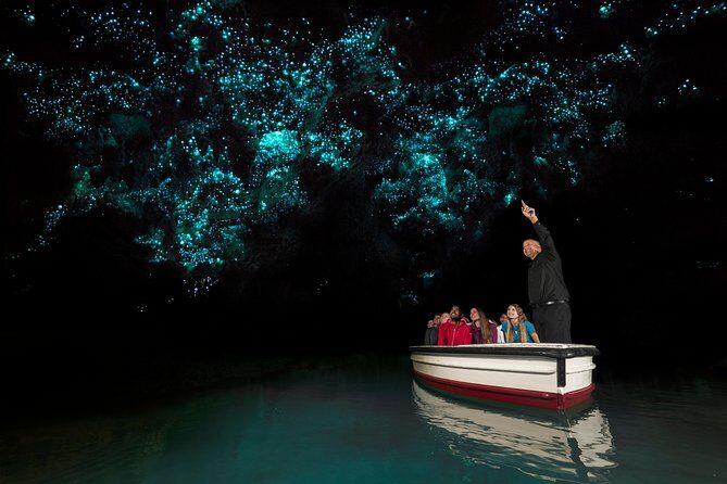 2 Day Waitomo Caves, Hobbiton Movie Set and Rotorua Tour from Auckland - Key highlights worth marking on your map
