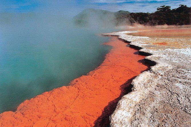 5-Day New Zealand North and South Island Highlights Tour - Day 3: Lake Taupo quick hit, then the road toward Wellington