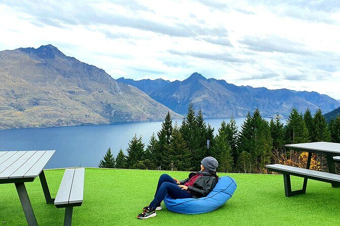 6 Day South Island New Zealand Private Tour from Auckland - Day 4 in Queenstown: gardens, Skyline, gondola, and fun-with-a-side-of-action