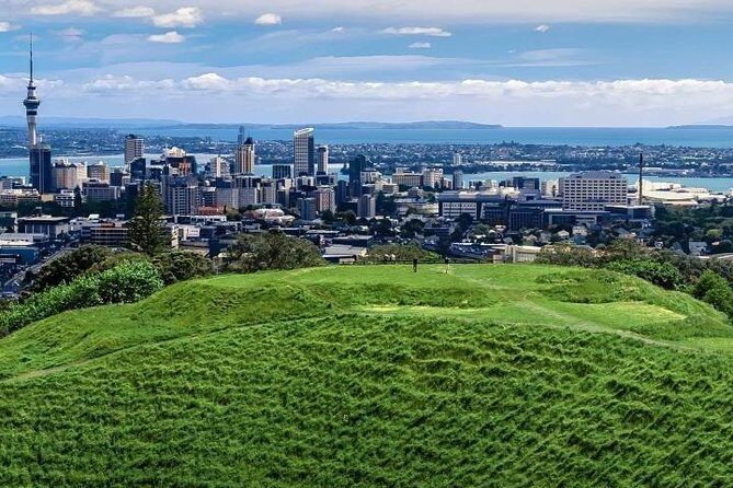 Auckland City Private Tour for Couples. Be chauffeur driven with added extras. - Stop 3: Bastion Point for Māori heritage viewpoints and harbor views