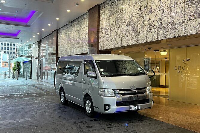 Auckland Cruise/Wharf & Airport Transfers - Luggage rules in Auckland: sedan vs van baggage capacity
