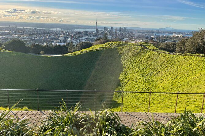 Auckland Highlight Attractions Small Group Tour - What you actually get for $125: value, pace, and small-group access