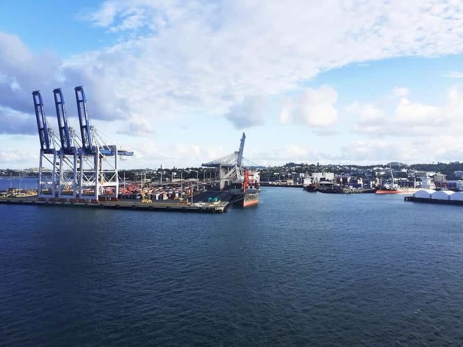 Auckland: Scenic Wine and Cheese Harbour Cruise - FAQ