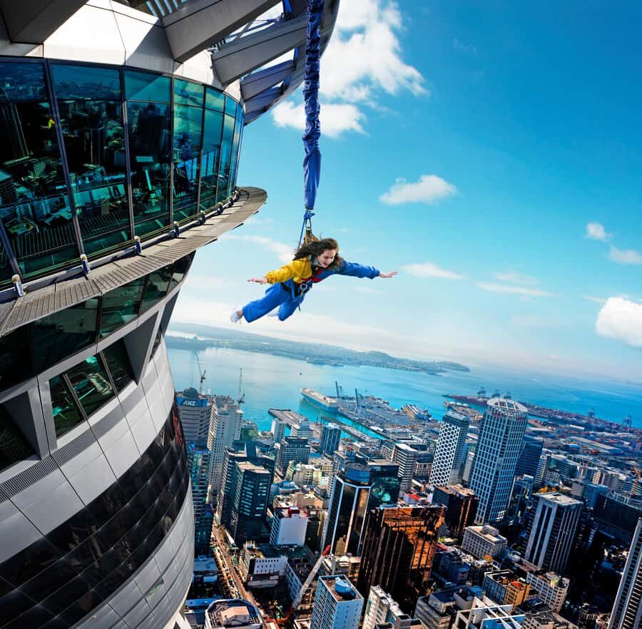 Auckland: SkyJump & SkyWalk Combo - Sky Tower SkyWalk + SkyJump: what the height actually feels like