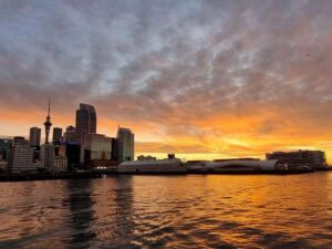 Auckland Sunset Harbour Cruise - The 90-Minute Plan: How the Water Changes From Sunset to City Lights