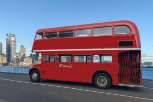 Auckland: Vintage Double-Decker Bus Sightseeing Tour - The 1.5-hour route: Mission Bay, Parnell, Ponsonby, K Road in one ride