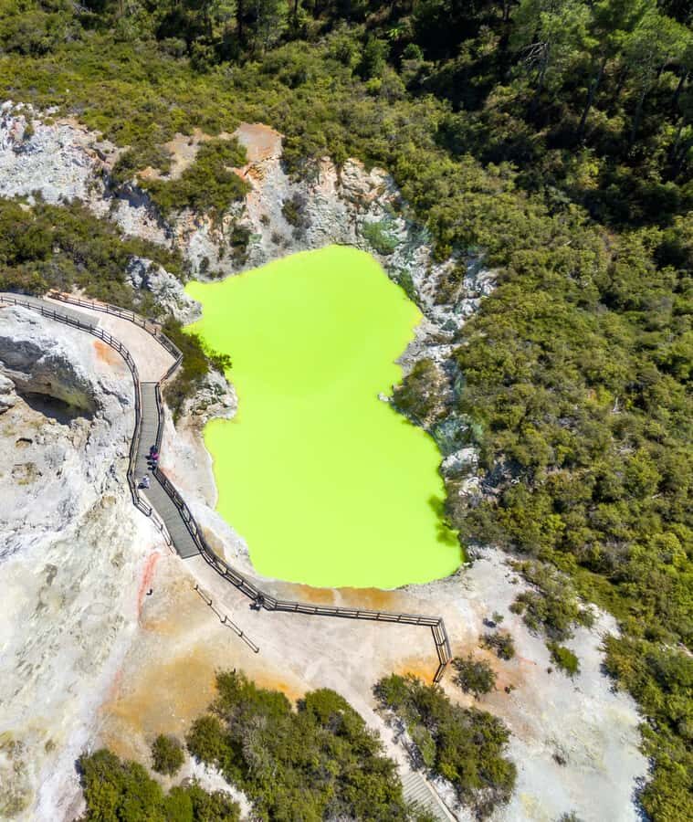 Auckland: Wai-O-Tapu, Maori Haka & Hot Springs Rotorua Tour - Timing, walking, and what to pack for comfort-first heat