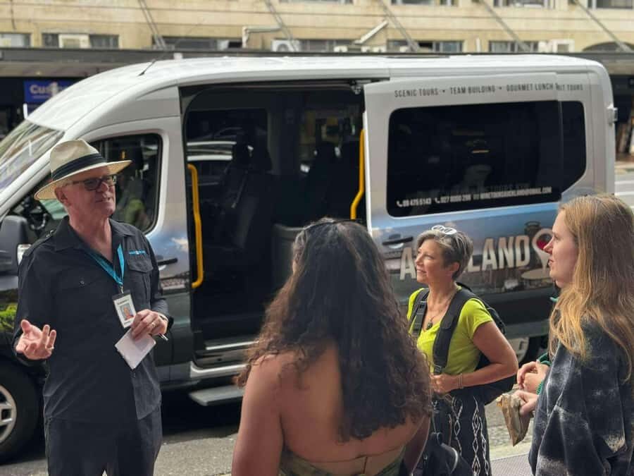 Auckland: Wine region tour with tastings and gourmet lunch - Practical tips to make your day smoother