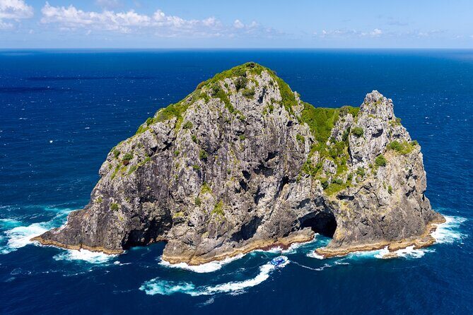 Bay of Islands Explorer Experience Small Group Tour From Auckland - Urupukapuka Island and Otehei Bay: 1.5 hours you can actually use