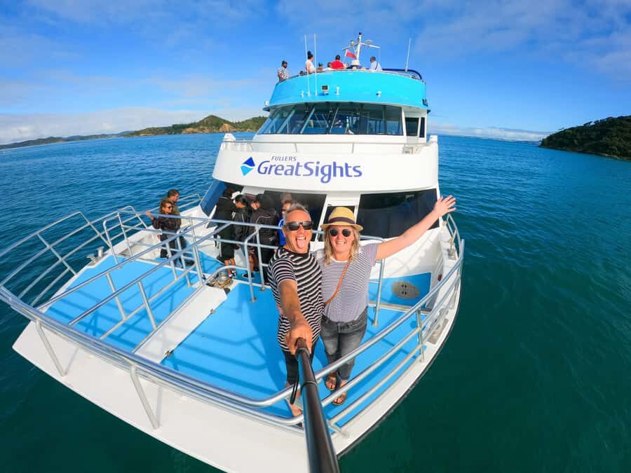 From Auckland: Full Day Private Tour to the Bay of Islands - Urupukapuka Island: picnic comfort with an optional summit hike