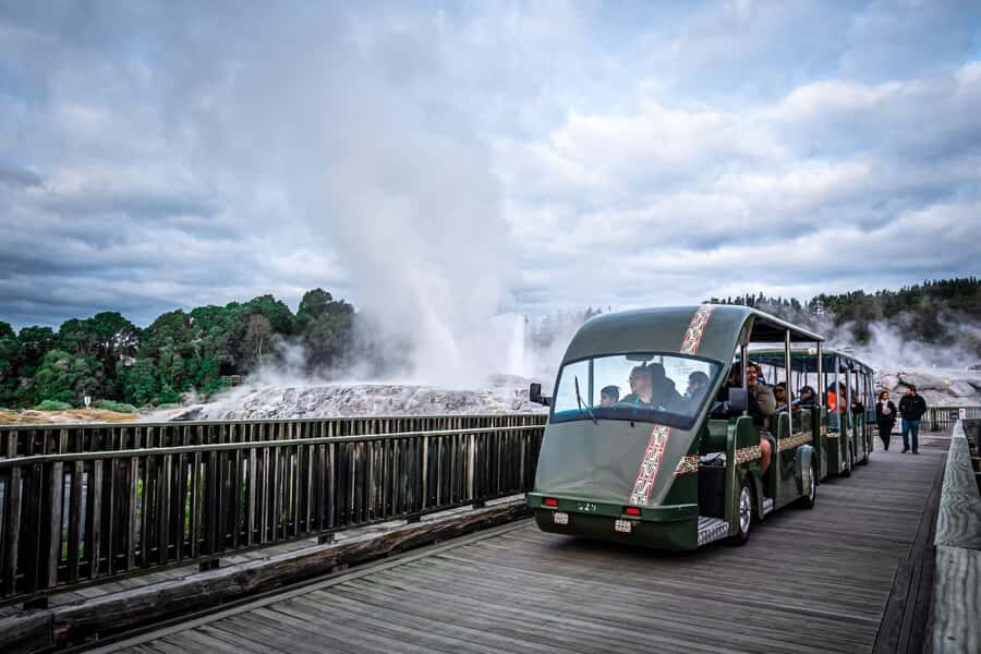 From Auckland: Rotorua Te Puia, Haka & Polynesian Spa Tour - Should You Book This Auckland to Rotorua Tour?