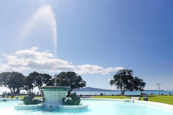 Half-day Discover Auckland City Sightseeing Tour - Starting at 99 Quay Street: getting on board without stress