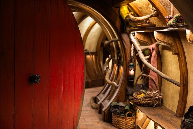 Hobbiton Movie Set Small Group Day Tour from Auckland - Key things I’d plan around
