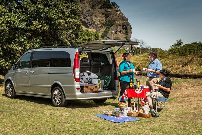 Private Auckland Maori Luxury Tour - Te Wao Nui o Tiriwa and the West Coast: volcanic Auckland in real time