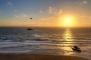 Romantic Auckland Sunset tour with Winery & Thermal pool - Hunting Lodge Winery dinner with wine: a classic stop, set up for romance