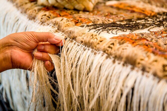 Rotorua Highlights inc. Waiotapu & Te Puia Day Tour from Auckland - Te Puia: Māori Craft and Tradition in a 90-Minute Guided Visit