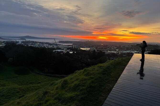 Rotorua Small-Group Day Tour from Auckland - The Included Buffet Lunch at Te Puia: Good Food, Not an Afterthought