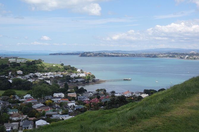 Shore Excursion: Auckland Scenic Full Day Tour - 8 Hours - North Head and Achilles Point: tunnels, volcano views, and real walking