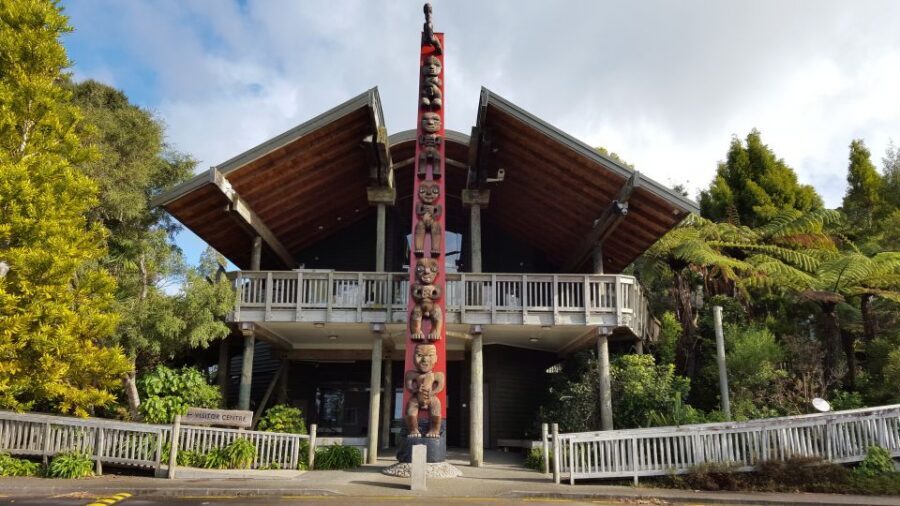 Waitakere Ranges Wilderness Experience Tour from Auckland - Small-group touring and guide talk: why it feels personal
