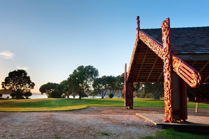 Waitangi Treaty Ground Day Trip Private Transport From Auckland - Price and what you’re really paying for (up to 6)