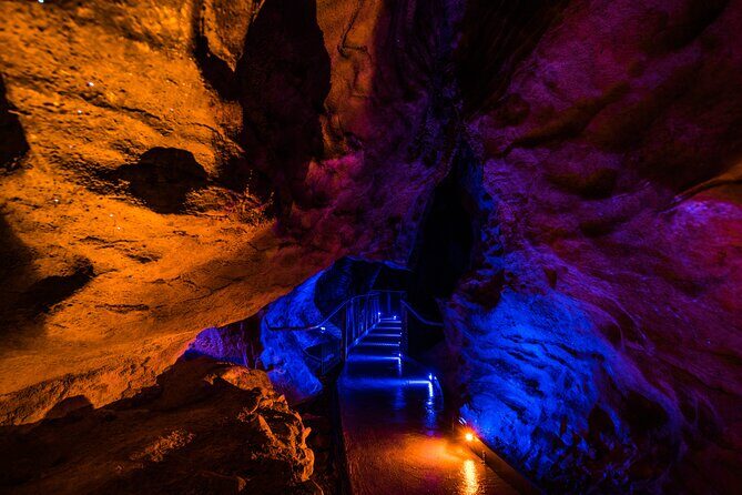Waitomo Glowworm & Ruakuri Twin Cave Experience - Small Group Tour From Auckland - Guides, Culture, and Geology: What Makes the Cave Time Click